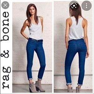 Rag & bone High Rise Skinny Skye Wash jeans. Size 24.